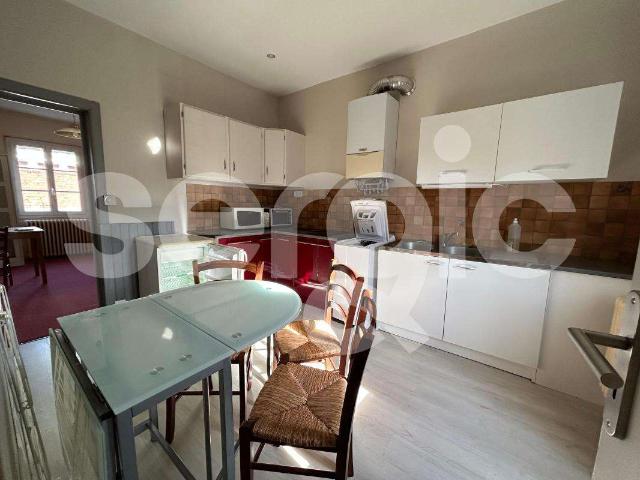 Location appartement 1 pièce Angers Saint Léonard Madeleine 49
