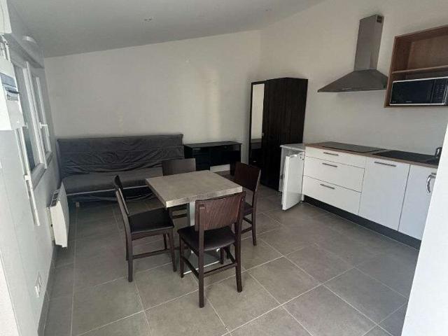 Location appartement 1 pièce Angers Saint Serge 49