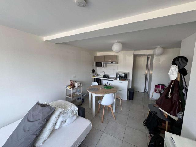 Location appartement 1 pièce Angers Saint Serge 49