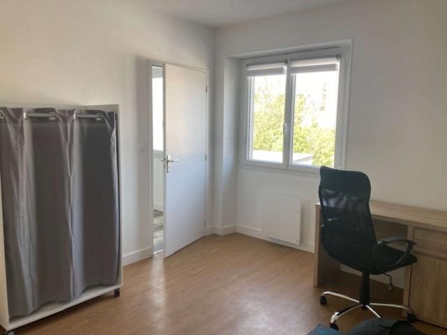 Location appartement 1 pièce Angers Saint Serge 49