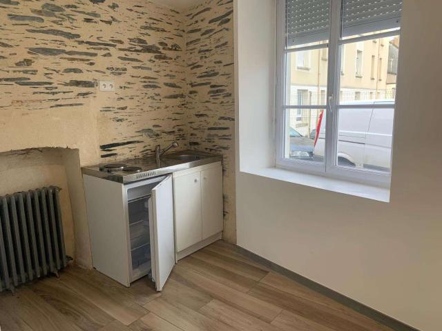 Location appartement 1 pièce Angers Saint Serge 49