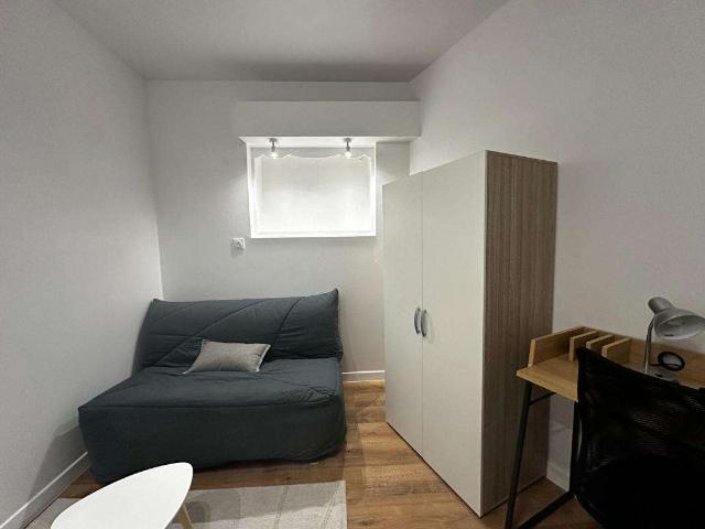 Location appartement 1 pièce Angers Saint Serge 49