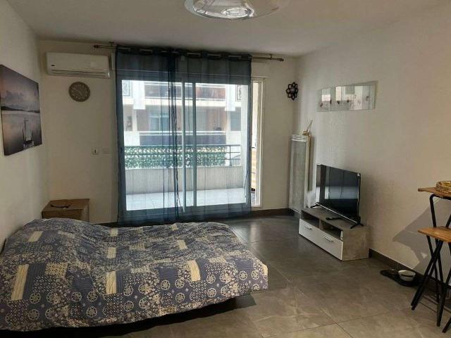 Location appartement 1 pièce Antibes 06