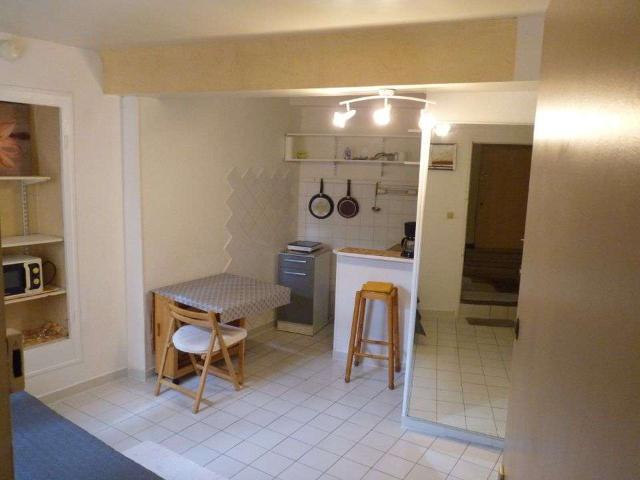 Location appartement 1 pièce Arles 13