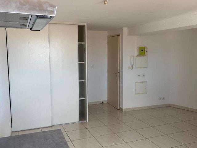 Location appartement 1 pièce Béziers 34