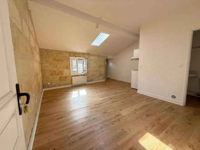 Location appartement 1 pièce Bordeaux 33