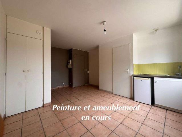 Location appartement 1 pièce Bourges 18