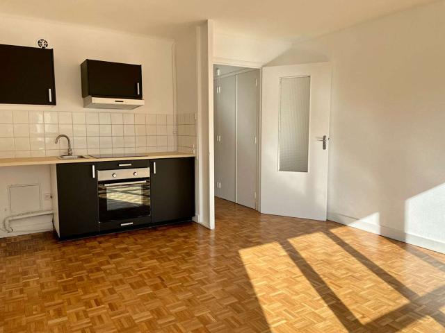 Location appartement 1 pièce Caen 14