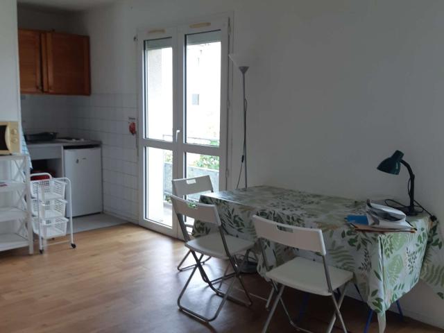 Location appartement 1 pièce Caen Calvaire St Pierre Université 14