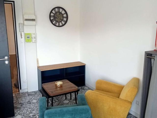 Location appartement 1 pièce Caen St Gilles 14