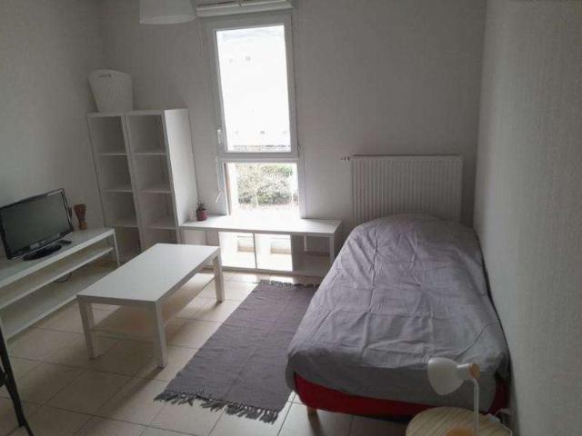 Location appartement 1 pièce Cenon 33