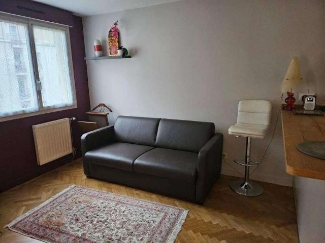 Location appartement 1 pièce Courbevoie 92