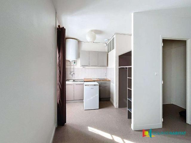 Location appartement 1 pièce Dinan 22