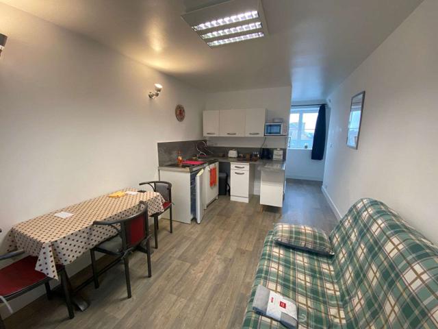 Location appartement 1 pièce Dinan 22