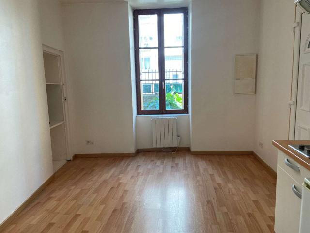 Location appartement 1 pièce Dinan 22