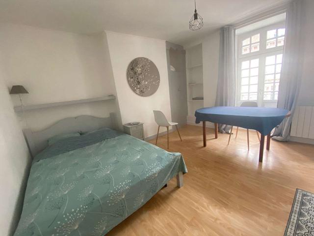 Location appartement 1 pièce Dinan 22