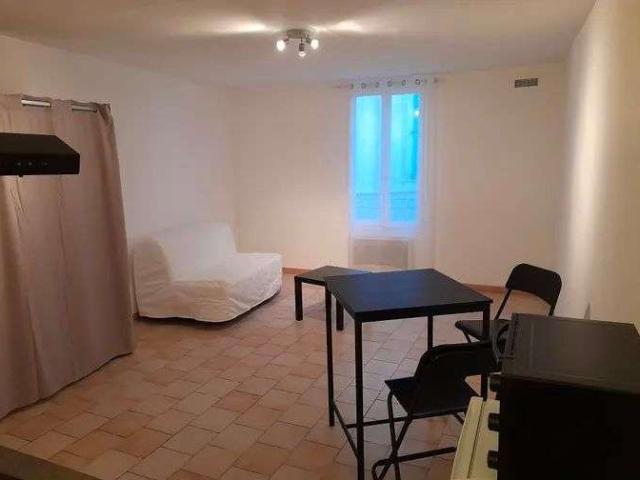 Location appartement 1 pièce Draguignan 83