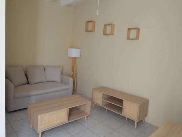 Location appartement 1 pièce Écommoy 72