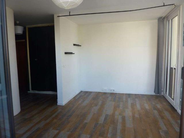 Location appartement 1 pièce Élancourt 78