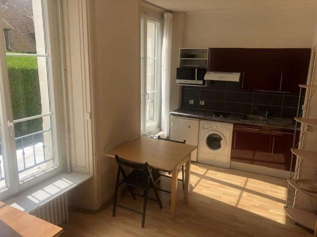 Location appartement 1 pièce Fouquenies 60