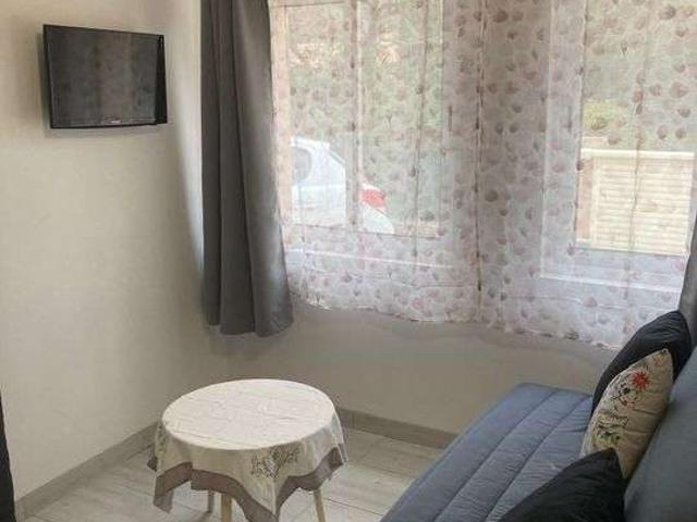 Location appartement 1 pièce Garéoult 83