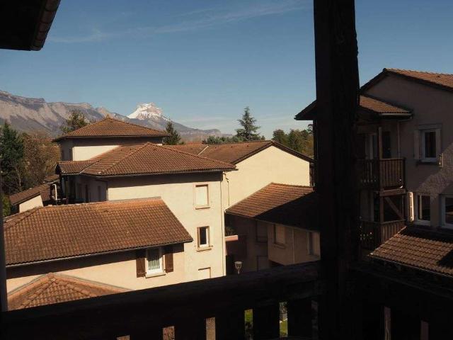 Location appartement 1 pièce Gières 38