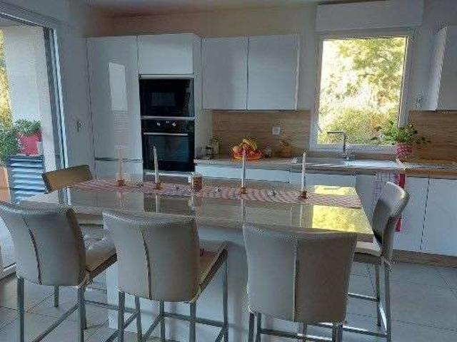 Location appartement 1 pièce Hyères 83