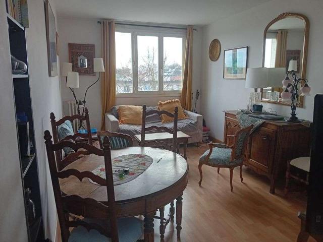 Location appartement 1 pièce Ivry sur Seine 94