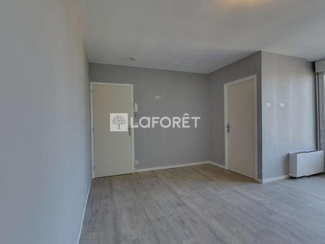 Location appartement 1 pièce Ifs 14