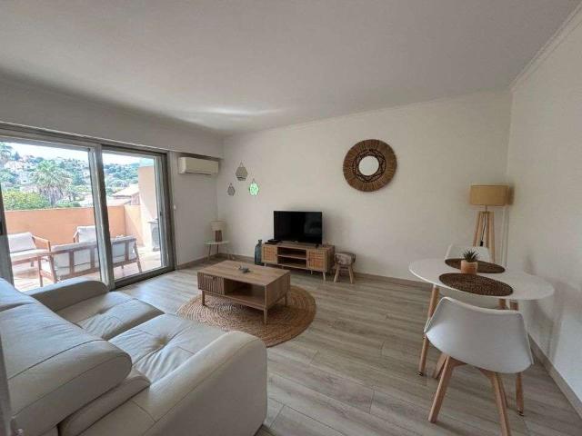 Location appartement 1 pièce La napoule 06