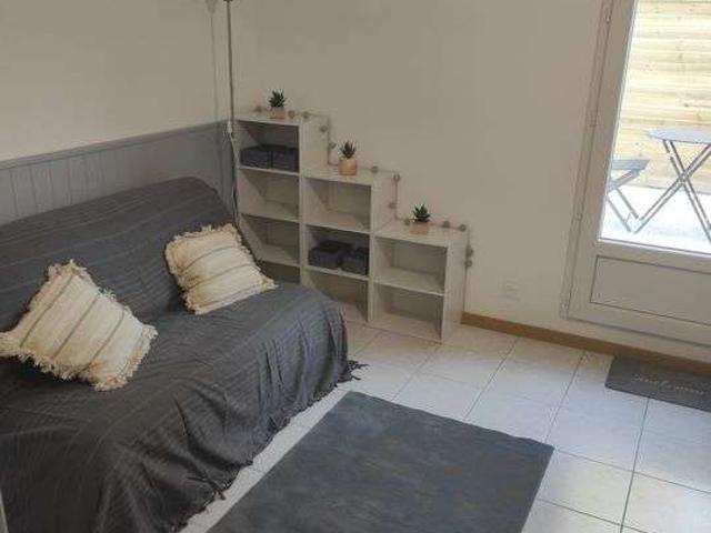 Location appartement 1 pièce La Couronne 16