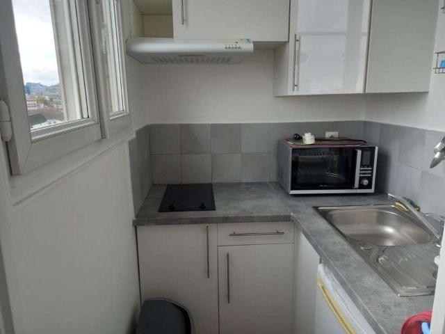 Location appartement 1 pièce La Garenne Colombes 92