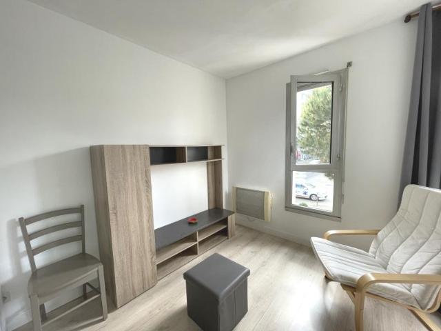 Location appartement 1 pièce La Roche sur Yon 85