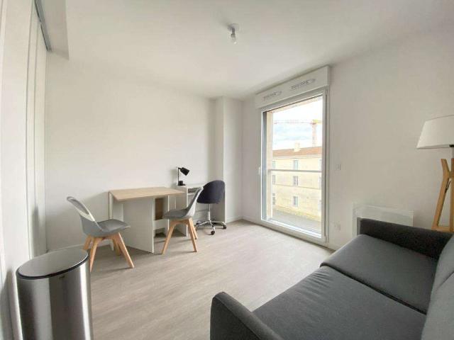 Location appartement 1 pièce La Roche sur Yon 85