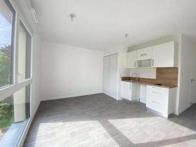 Location appartement 1 pièce La Roche sur Yon 85