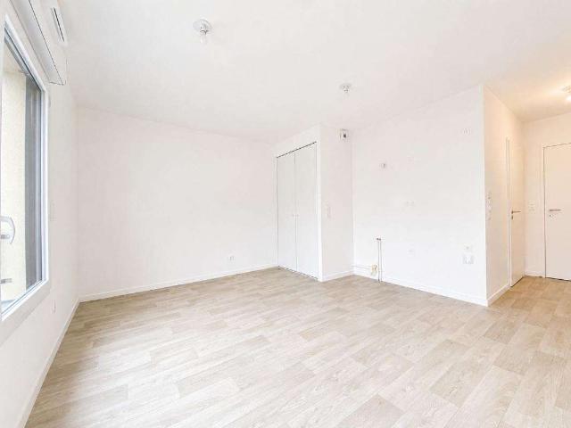 Location appartement 1 pièce La Roche sur Yon 85
