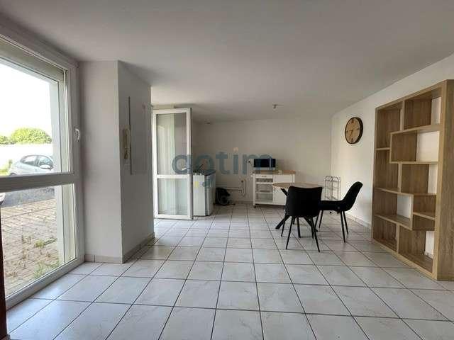 Location appartement 1 pièce La Roche sur Yon 85