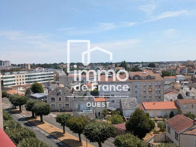 Location appartement 1 pièce La Roche Sur Yon Centre Ville 85