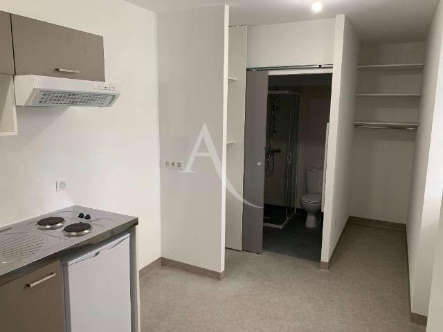 Location appartement 1 pièce La Roche Sur Yon Le Bourg Sous La Roche 85