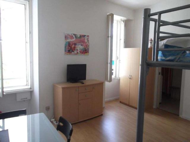 Location appartement 1 pièce La Rochelle 17