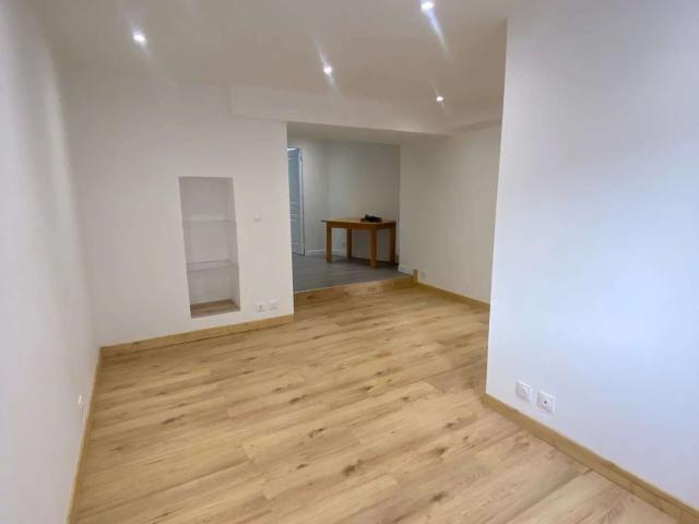 Location appartement 1 pièce Lannion 22