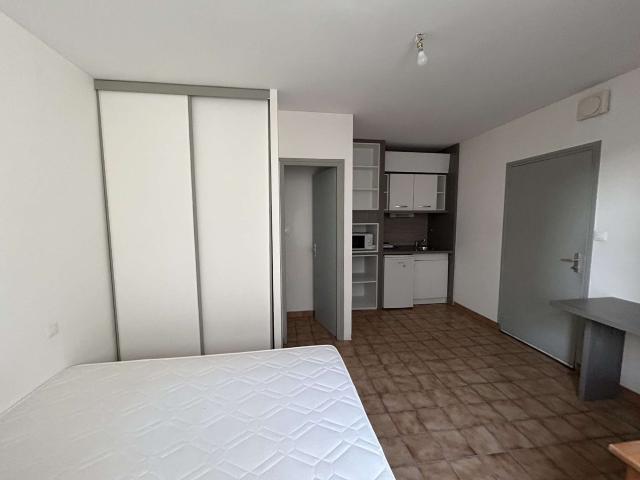 Location appartement 1 pièce Lannion 22