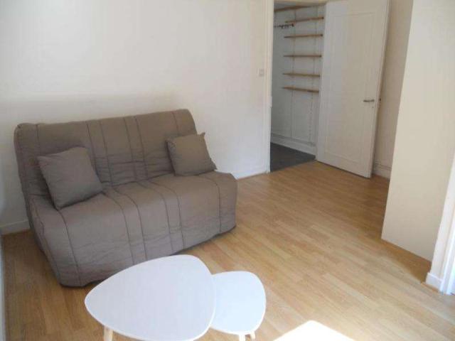 Location appartement 1 pièce Laval Bootz 53