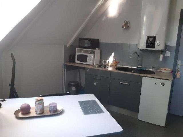 Location appartement 1 pièce Laval Hilard 53
