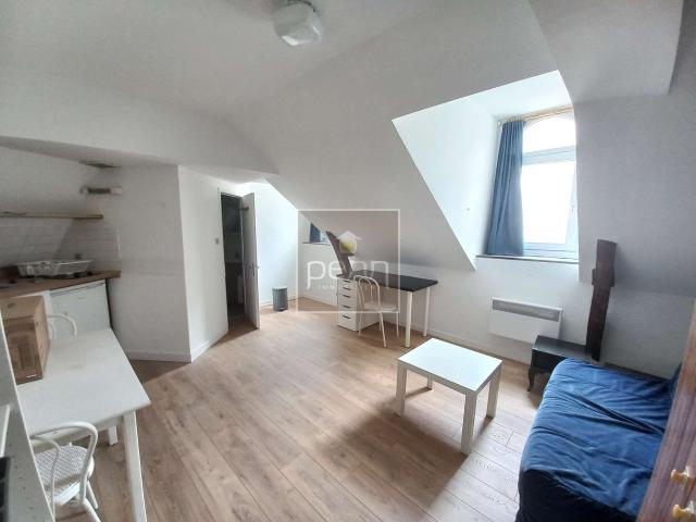 Location appartement 1 pièce Laval 53