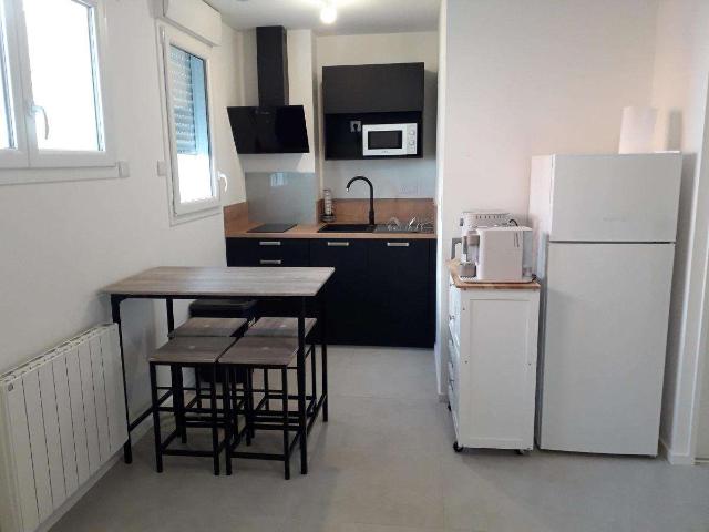 Location appartement 1 pièce Laval 53