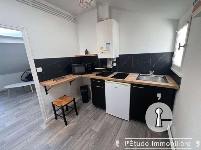 Location appartement 1 pièce Laval 53