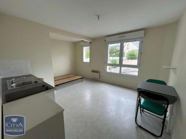 Location appartement 1 pièce Laval 53
