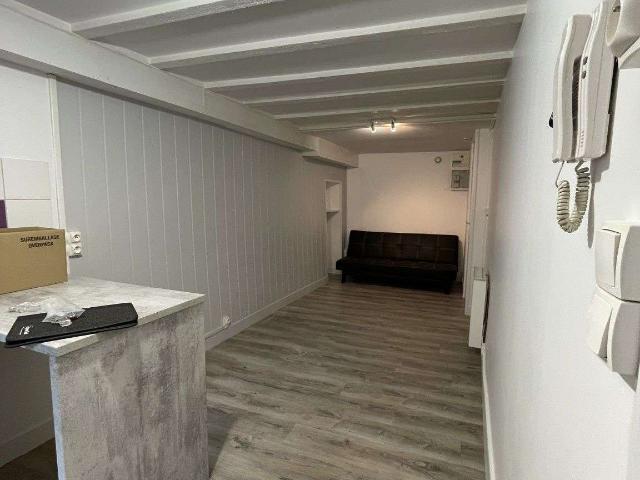 Location appartement 1 pièce Laval 53