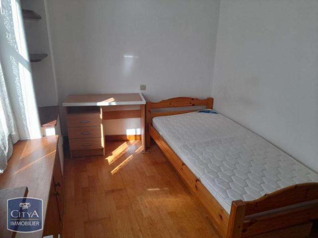 Location appartement 1 pièce Laval 53